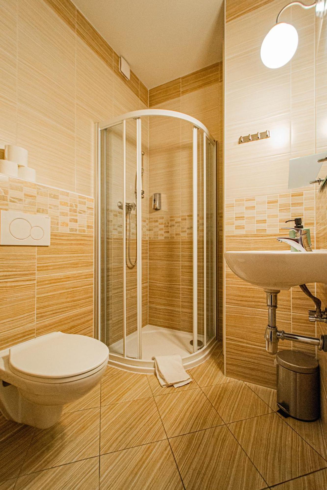 Old Town Rybna Apt By Ruterra Prag Exterior foto