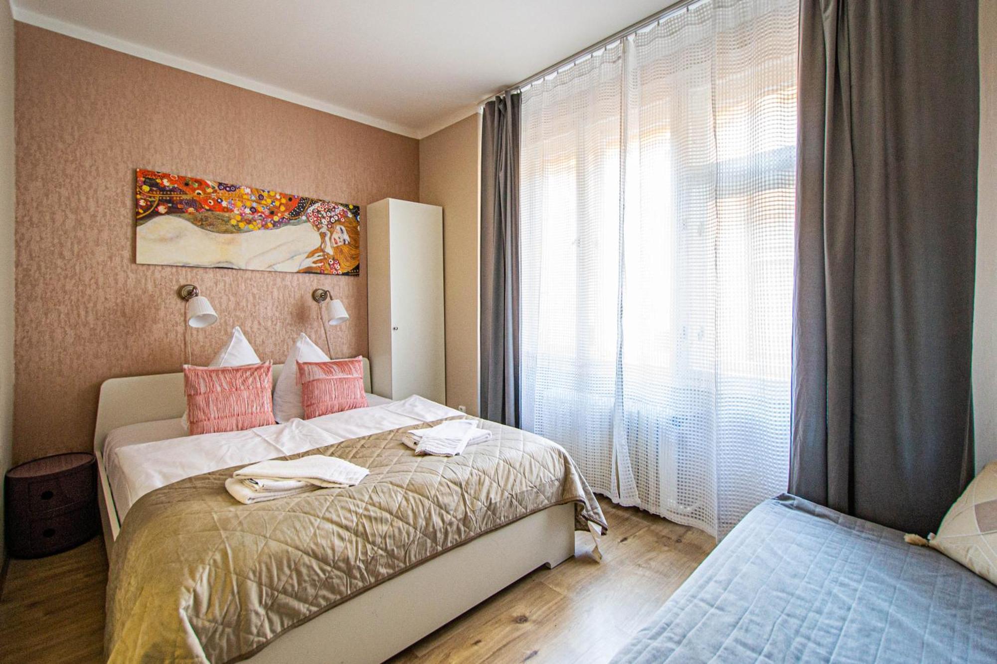 Old Town Rybna Apt By Ruterra Prag Exterior foto